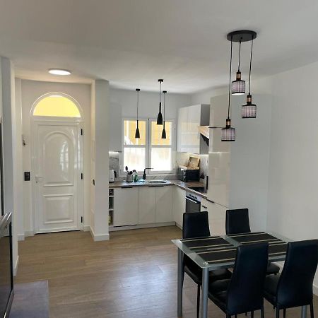 Apartment Aleksandra Orlando 阿德耶 外观 照片